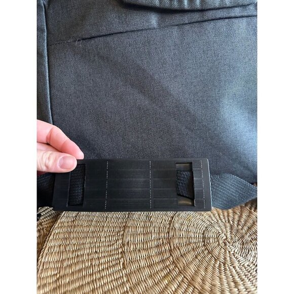 Lenovo 15.6” Laptop Cover carrying bag - Picture 3 of 11